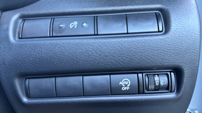 Nissan Juke 1.0 DiG-T N-Connecta 5dr DCT Petrol Hatchback